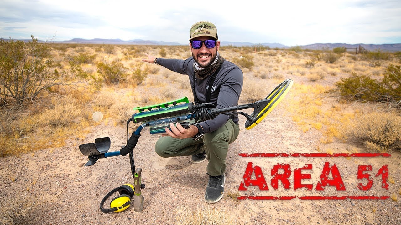 Metal Detecting AREA 51 Before RAID! (intimidated by police)