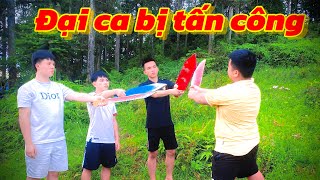 DTVN Vlog : (Tập 219 )Bài học nhớ đời cho kẻ giám bắt nạt trẻ trâu ( ĐẠI CA BỊ ĐÁNH LÉN )