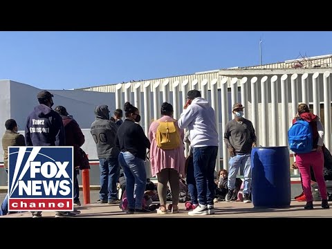 Texas sends busses of migrants to third Dem-run city