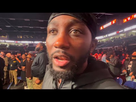 Terence Crawford REACTS to Claressa Shields DROPPING & BEATING Danielle Perkins