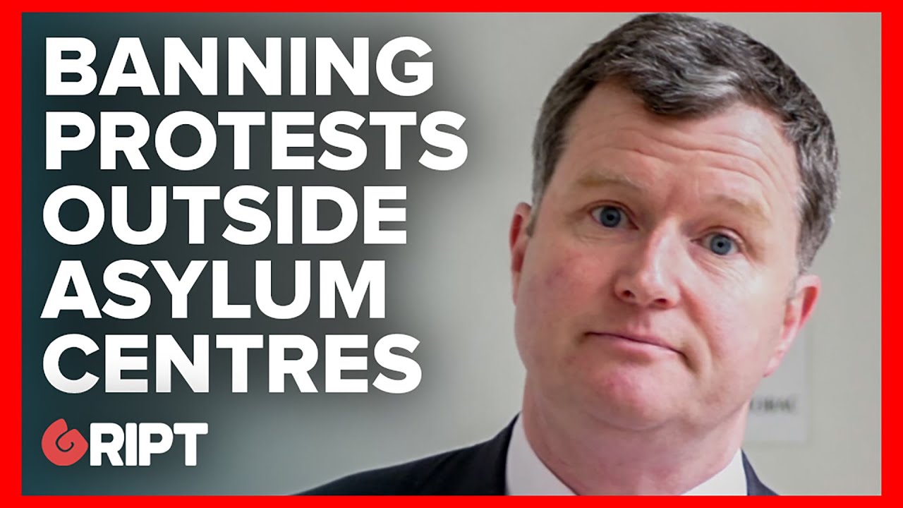 FF Senator Questioned about Banning Protests outside Asylum Centres