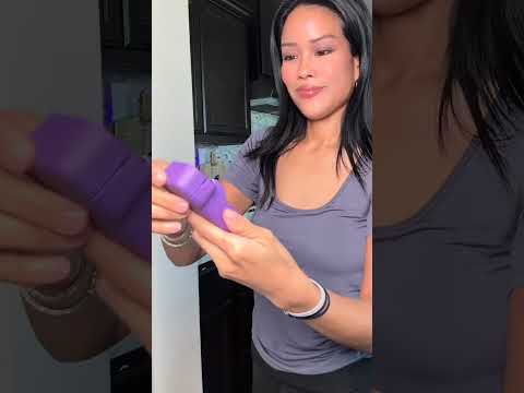 Tired of wrestling with jars? These Kuhn Rikon 3-in-1 compact jar openers make opening bottles and