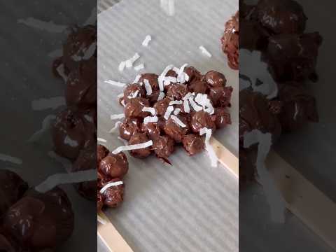 Blueberry chocolate pops🫐🍫😋 #healthyfood #healthyrecipes #healthysnacks #snacks #dessert