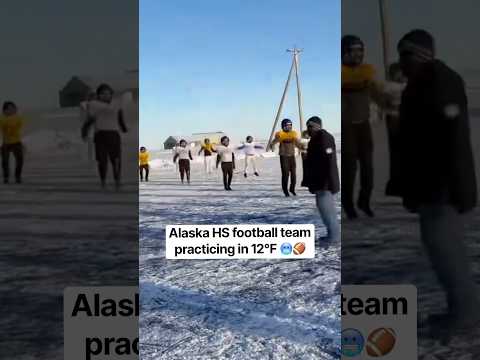 Barrow HS <strong>in</strong> Alaska grind <strong>in</strong> the rain, snow <strong>or</strong> shine 😤