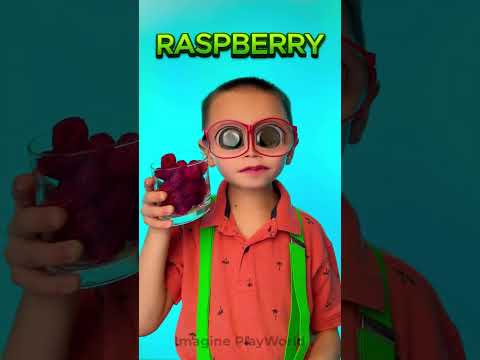 ๐๐ง Do Fruits Sink or Float? ๐คฏ #Science #KidsShorts #ViralShorts