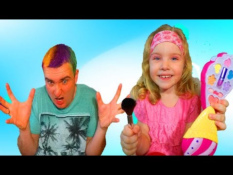 Lili and Daddy play beauty salon and makeup