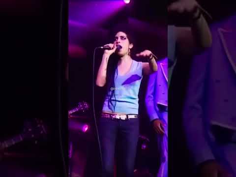 The Queen (AMY WINEHOUSE) #amywinehouse # #love #music #youtubeshorts #live #musician #singer #jazz