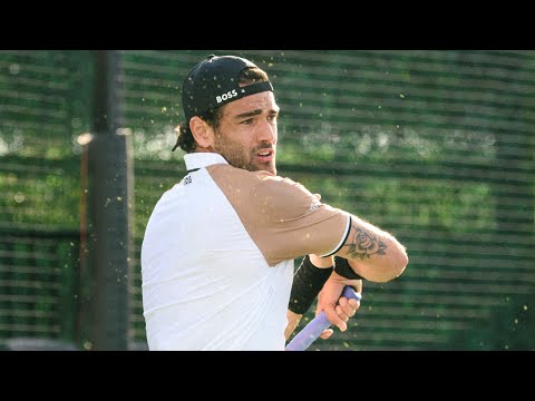 Grab the popcorn! It's time for Matteo Berrettini against Arthur Cazaux! 🍿