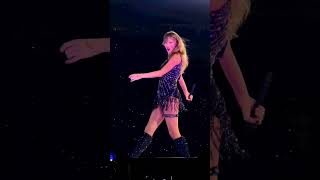 damn her walk #taylorswift #swift #swifties #taylorswiftlive #taylor #taylorswifts #erastour