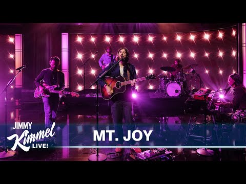 Mt. Joy – She Wants To Go Dancing