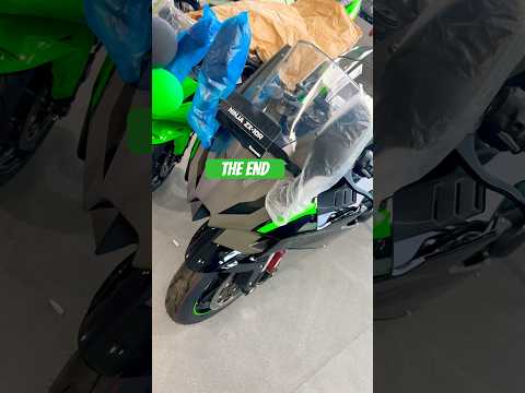 Z900 Vs Zx10r - Naked Vs Super Sports SuperBike #z900 #kawasakininja