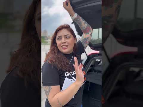 Como colocar 7 pessoas em um mini cooper? Comenta aqui a resposta da charada hahahahha