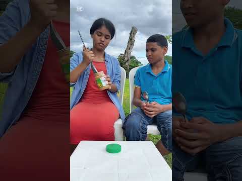 “¡Intentó comer mantequilla de maní con un cucharón y mira lo que pasó! 🥄😲”#viralvideo