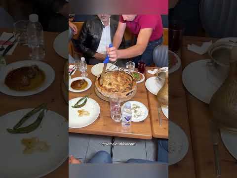 Dono de Restaurante faz Surpresa Especial dentro do Pão 🤯❤️