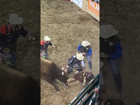 Aaron Williams takes a BRUTAL HIT last night in Reno’ Thank god he walked out and is recovering well