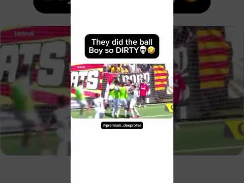They did the ball Boy so DIRTY💀🤣 #soccer #futbol #fútbol #futebol #ballboy #kids #kid #funny #sub