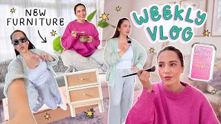 WEEKLY VLOG ✨ Building new furniture, trying new makeup + lot's of Nellie time!