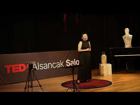The Jar of Earth / Bir Kavanoz Toprak | Burcu Batur | TEDxAlsancak Salon