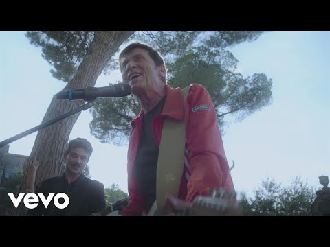 Gianni Morandi - Dobbiamo fare luce (Offical video)