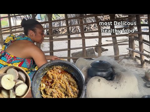 African Village Life || Authentic Healthy Way for COOKING YAM and GARDEN EGGS in the Village