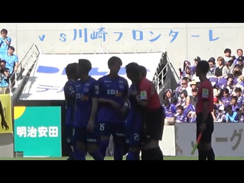 vs川崎フロンターレ 試合終了直後 チャジと高崎さん元チームメイトらしい 中村君サンフレッチェ最後の勇姿?