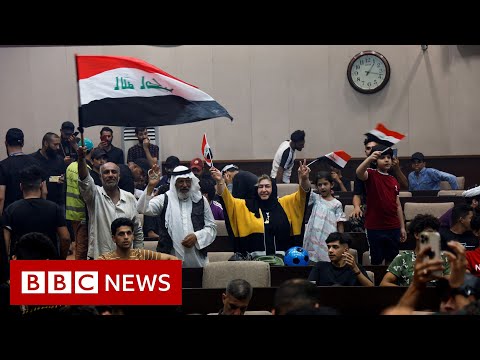 Protesters occupy Iraqi parliament building in Baghdad for second day – BBC News