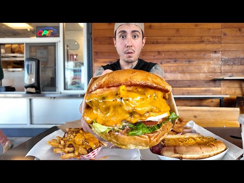 I Found A Hidden Burger Restaurant In California!