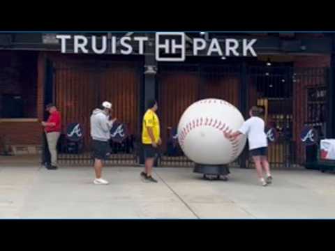 Prep for <strong>Braves</strong> sendoff