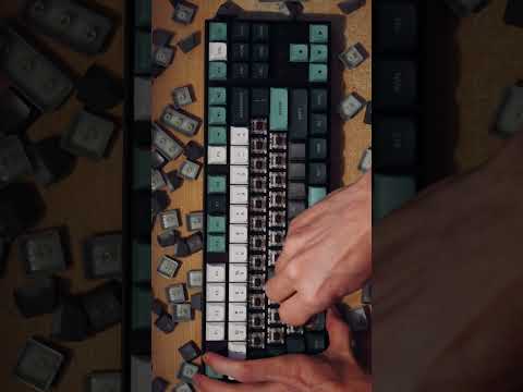 Keyboard Keycap Swap (Stop Motion) #mechanicalkeyboard #keycaps #stopmotion #keyboard #satisfying