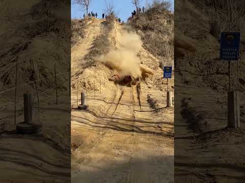 Risky driving requires caution#outdoor gratefulOfficial pushPopular works#short#trector,#037