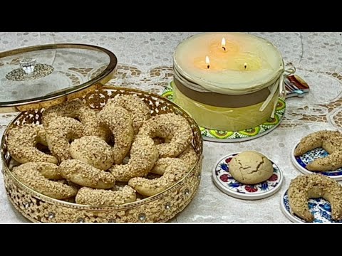 حلوة جافة على شكل تشاراك ساهلة و بذوق خيالي# Gateau sec en forme de lune