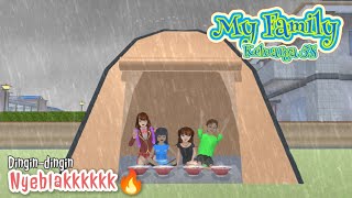 NYEBLAK Hujan-hujan | My Family | Sakura School Simulator Drama