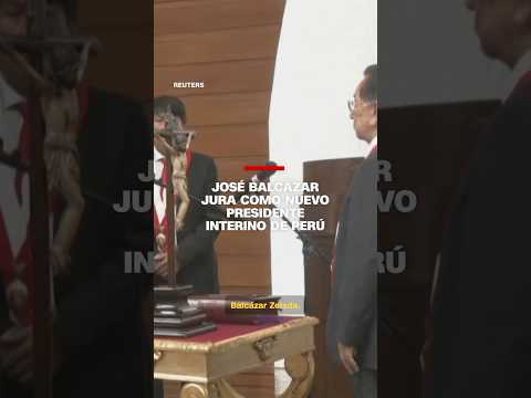 El momento en que José Balcázar jura como nuevo presidente interino de Perú