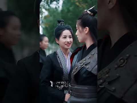 [Multiple Sub]（全集）殷旭生在女尊男卑的南卞国卖猪肉养母，常受女子帮派羞辱却偷偷练武，参加武神大会后揭开身世之谜。#古装 #逆袭 #最火短剧推荐 #MiniDrama #精彩大陆短剧 poster