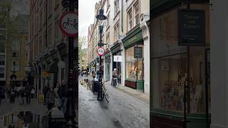 ロンドンの路地にある画廊　#ロンドン #イギリス