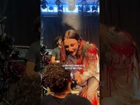 PAREI O SHOW PRA BRIGAR COM MEUS FÃS!