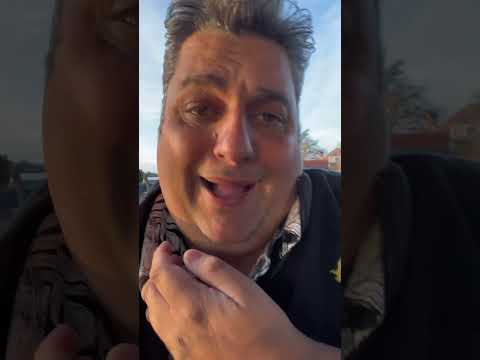 Chien me pique ma Rolex Pepsi