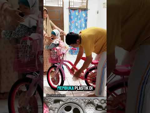 SEPEDA BARU DARI AYAH DAN IBU