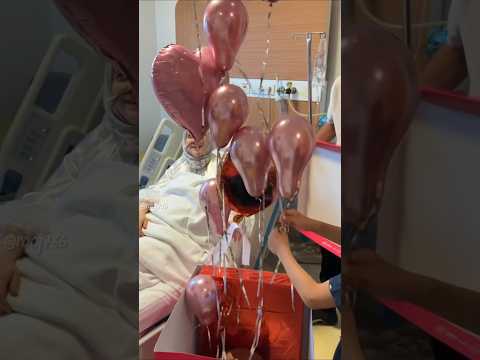 baby ki delivery for Umrah gift 😭#shorts #umrah #baby #youtubeshorts