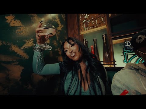 Erica Banks - Get Walked (Official Video)