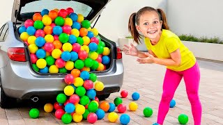 Maya e Mary aprendem as cores com bolinhas coloridas e muita diversão!