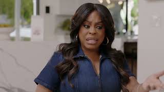 Versalie Presents: “French Fry Foil” Featuring Niecy Nash-Betts