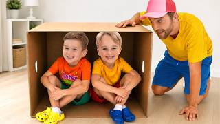 Mike joue à cache-cache avec son oncle à la maison