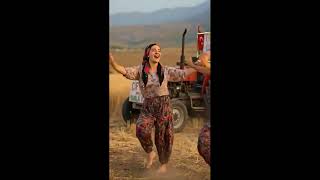 arlada Çiftetelli Rave! 🚜💃 Enerjiye Hayran Kalacaksınız! #shorts