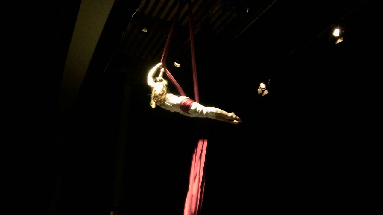 Francesca Miglietta Aerialist