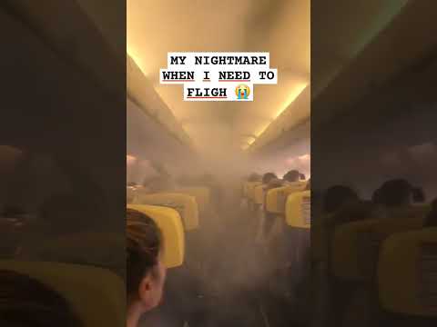 Das schlimmste was beim fliegen passieren kann. Aufeinmal, überall Rauch! #airplane #plane #aviation