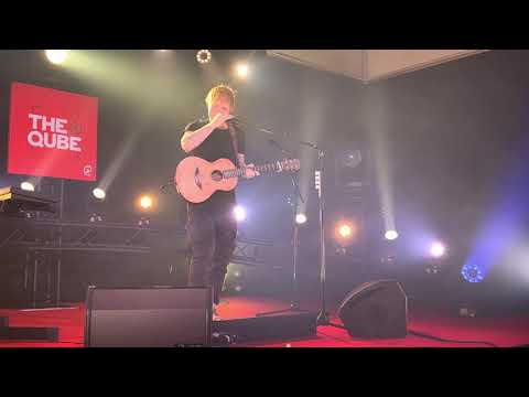 Ed Sheeran - Shivers LIVE in Amsterdam at The Cube Q-Music 4K 05/10/2021