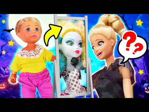 Evi si perde durante la festa di Halloween!🎃 Video per bambini. Giochiamo con le bambole Barbie