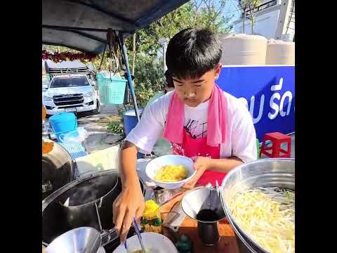 ก๋วยเตี๋ยวป๊อกๆ น้องมอปลาย ทำเอง-ขายเอง