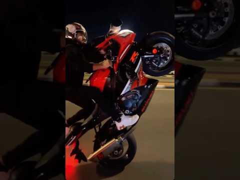 REVVING 12 O’clock GSXR-1000 WHEELIE!!